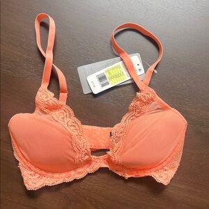 Elegant Lace Trim Coral Bra